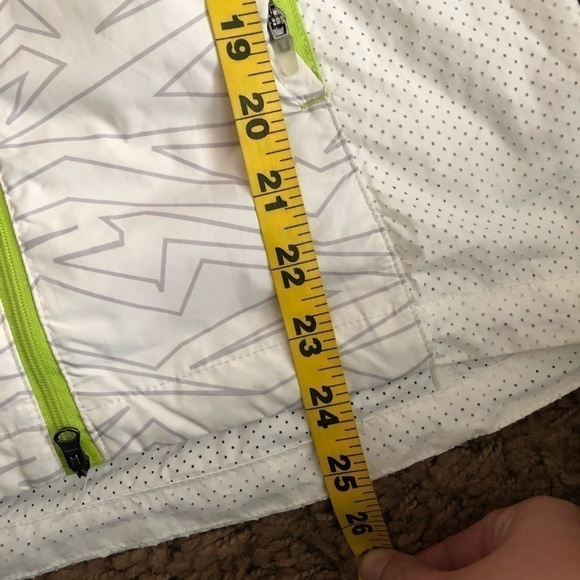 Avalanche Lightweight Full Zip Jacket XS White - Picture 12 of 13